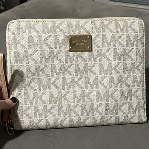 Michael Kors iPad Case & Card Holder